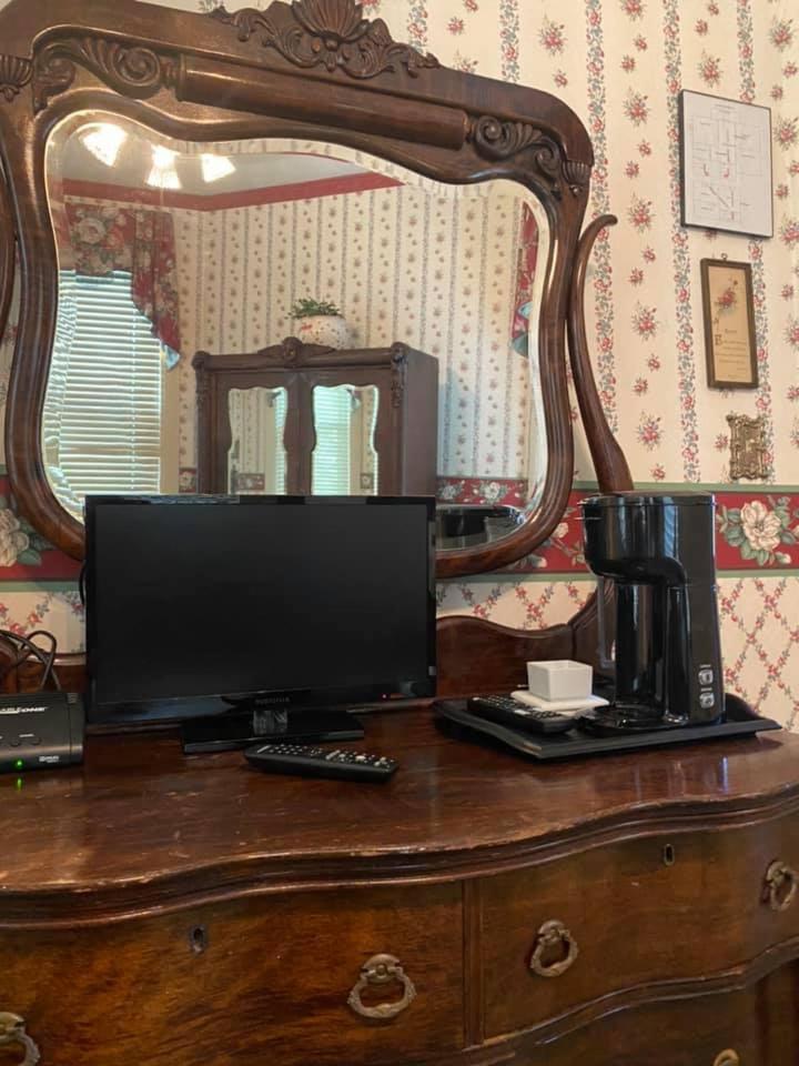 Four Winds Victorian Venue & Suites Bonham Zewnętrze zdjęcie