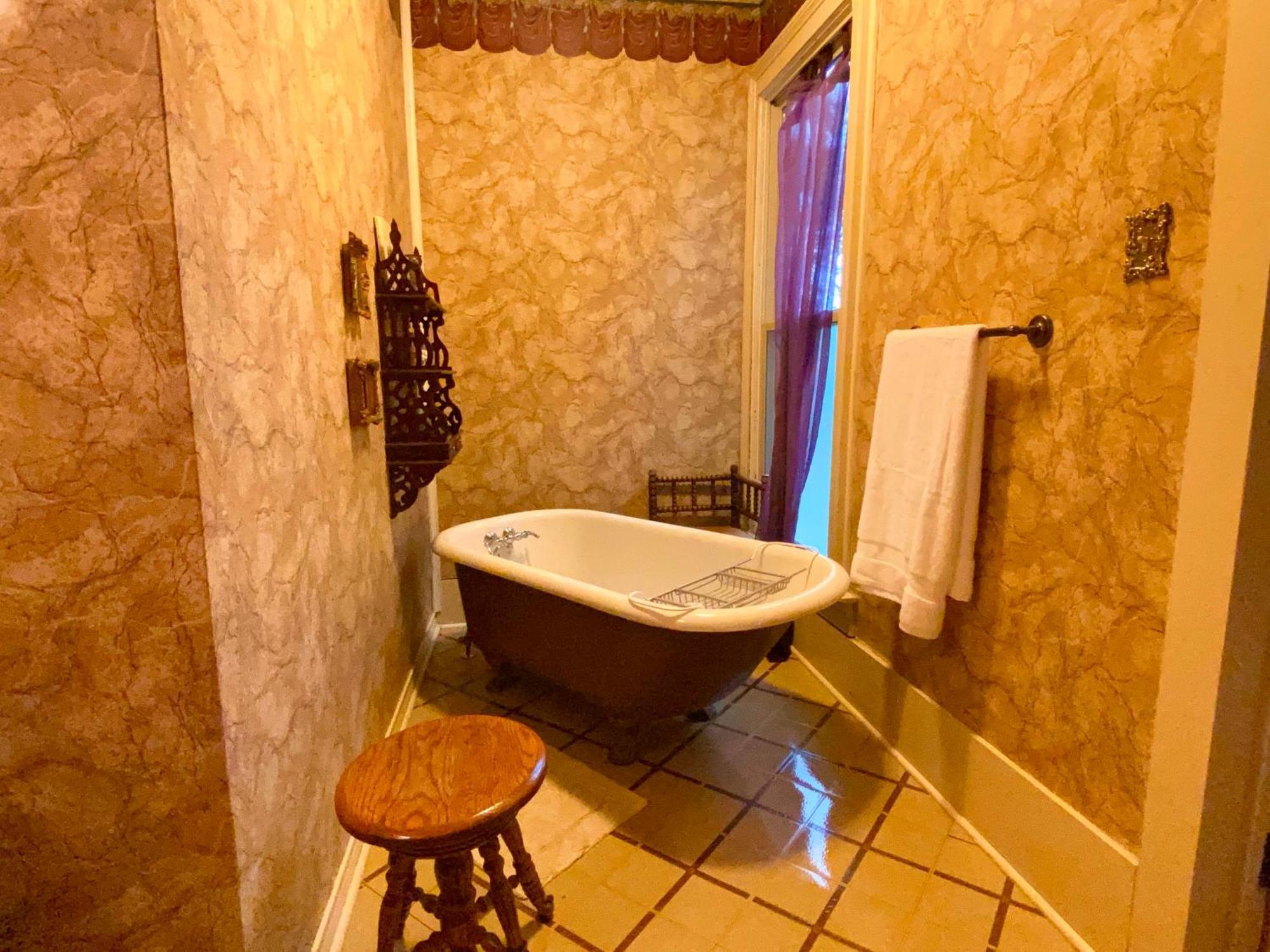 Four Winds Victorian Venue & Suites Bonham Zewnętrze zdjęcie
